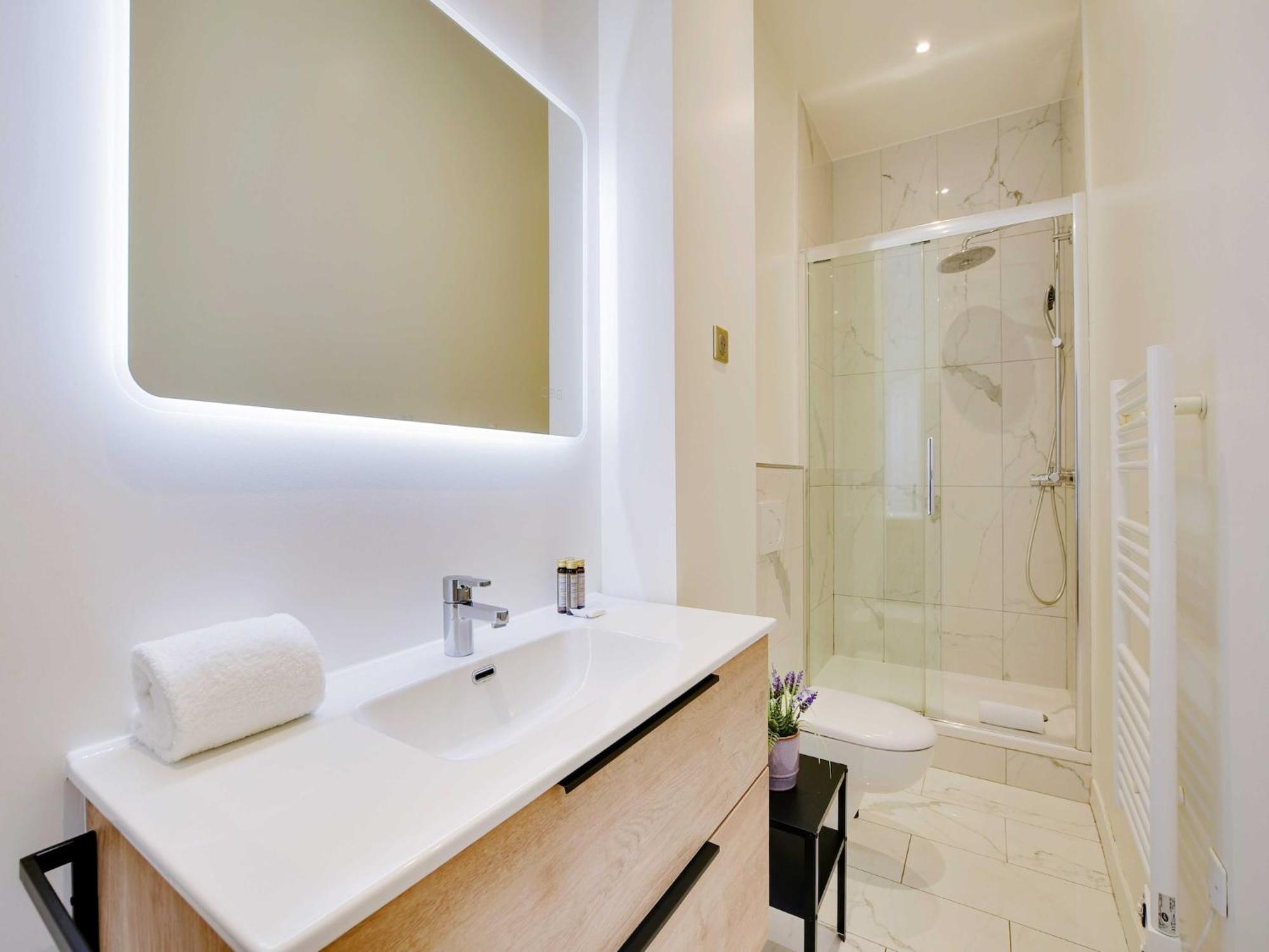 Spacious - 4br 10p - Center * Paris